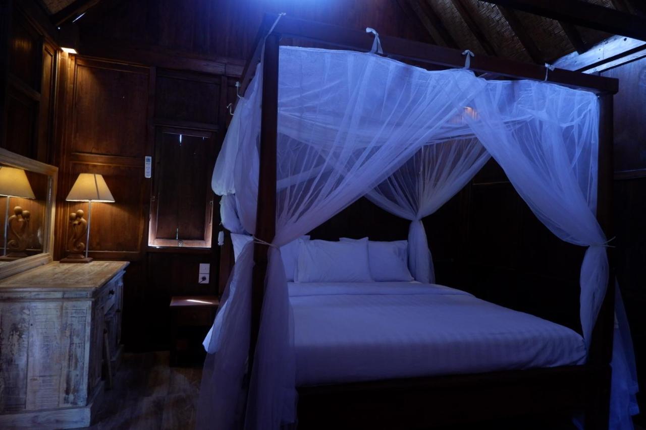 Satria House Amed Hotel Bagian luar foto
